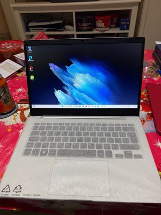 Ordenador portátil Samsung Plata