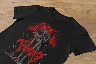 Camiseta Preta com Estampa Berserk Vermelha