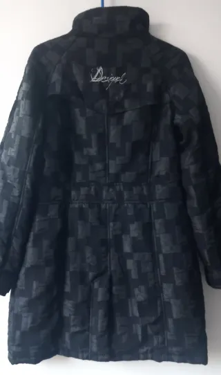 Abrigo Desigual Negro
