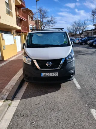 Furgoneta  nissam 300