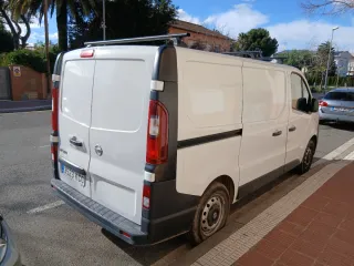 Furgoneta  nissam 300