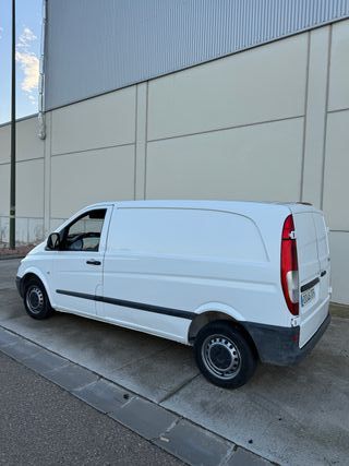 Mercedes-Benz Vito 2005