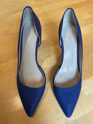 Zapato salón piel azul tacón 9 cm
