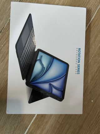 HOU Teclado Giratorio iPad Air 11 (M3/M2) 2025 Ñ