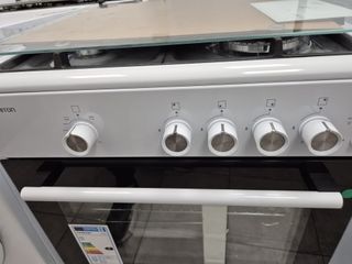 Cocina a gas con horno - Nueva