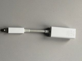 Adaptador Apple Thunderbolt a Gigabit Ethernet