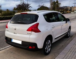Peugeot 3008 Premium 1.6 HDI 112 FAP