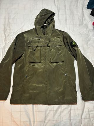 Chubasquero Stone Island Verde Talla M