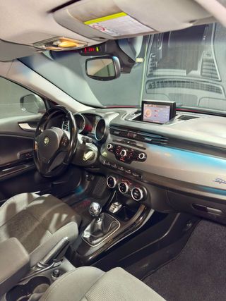 ALFA ROMEO Giulietta 2.0 JTDm 140cv Distinctive