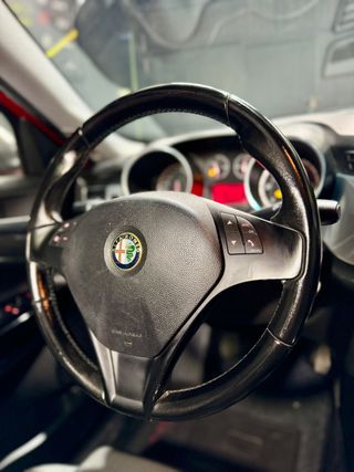 ALFA ROMEO Giulietta 2.0 JTDm 140cv Distinctive