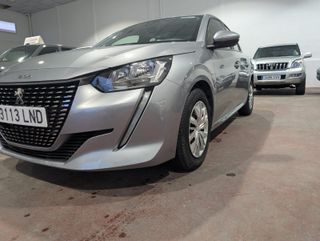 Peugeot 208 2021