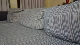 Sofá modular azul y gris.