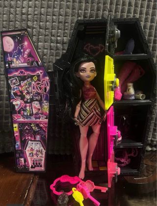 Ataúd Monster High con Accesorios