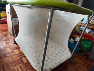 Parque infantil con estrellas