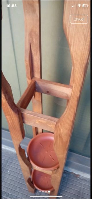 Porta vasi artigianale in legno