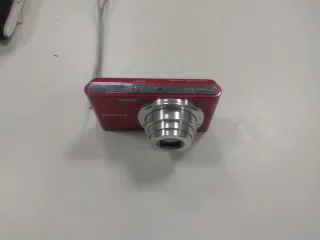 Cámara Sony Cyber-shot DSC-W830 Roja