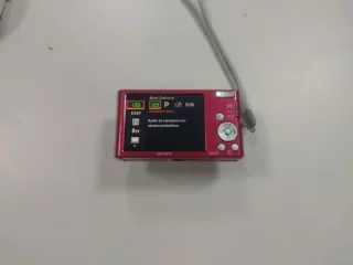 Cámara Sony Cyber-shot DSC-W830 Roja