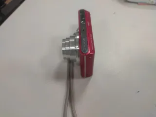 Cámara Sony Cyber-shot DSC-W830 Roja