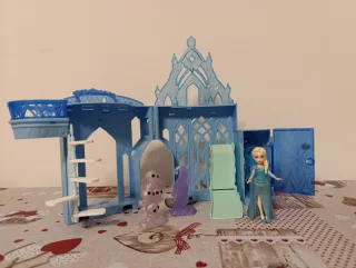 Castello Frozen