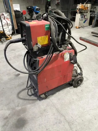 Soldadora MIG Cebora 450