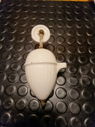 Lámpara antigua porcelana y metal