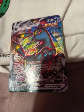 Carta Pokémon Umbreon VMAX 095/203