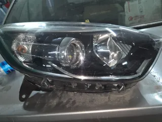 Faro delantero Renault Captur