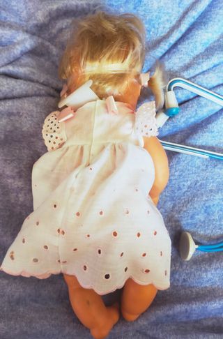 2 Muñecas NENUCO de Famosa con accesorios de 1977