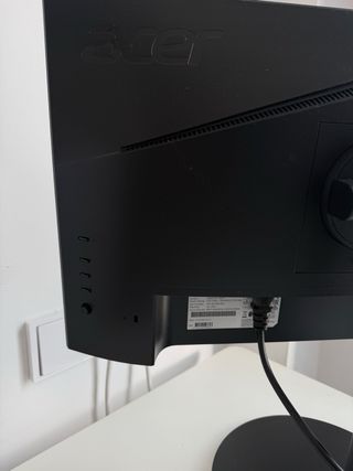 Monitor Acer 24 pulgadas,  como NUEVO, HDMI