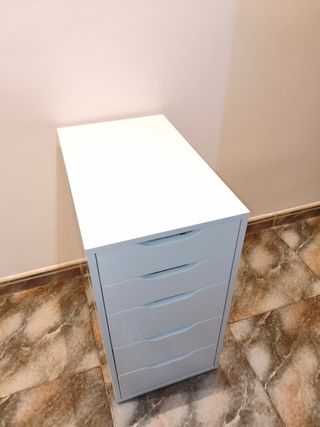 Cajonera Blanca Ikea ALEX. Muy buen estado.