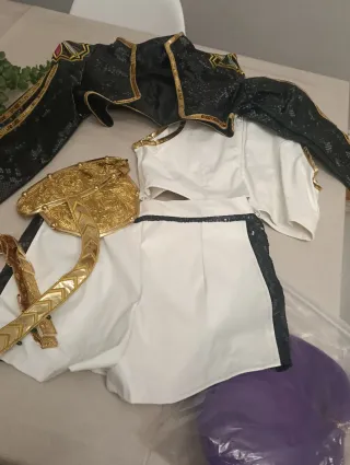 Disfraz Rumi Talla 150 cm. Nuevo, sin estrenar.