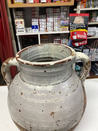 Orza cerámica vasca antigua