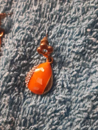 Pendientes Naranja con Brillantes Dorados