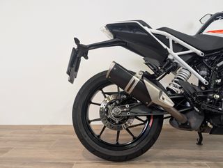 KTM DUKE 390 2022
