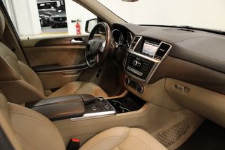 Mercedes-Benz  GL 2013