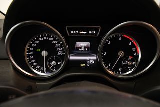 Mercedes-Benz  GL 2013