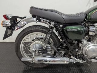 Kawasaki W800 · 2011 · 42.262 km