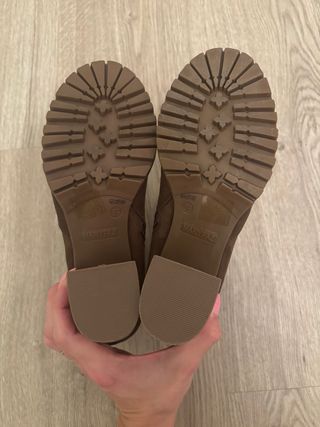 Botines de tacón verde oliva/caqui