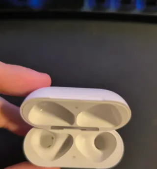 Estuche AirPods 4 Blanco