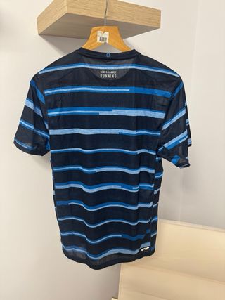 Camiseta New Balance Rayas Talla S