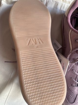 Zapatillas Zara combinadas rosa y beige