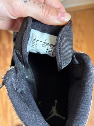 Nike Jordan 1 High Negro Gris