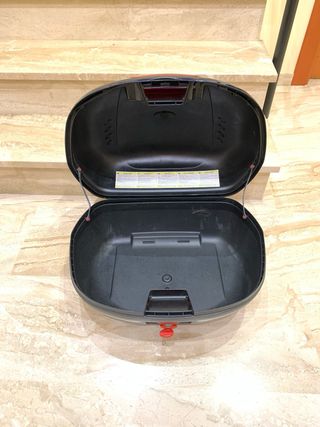 Baúl GIVI E450 para 2 cascos