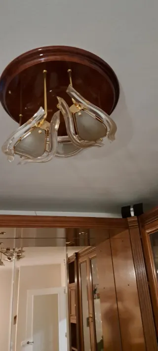 Mueble de comedor rinconero .Regalo las lamparas