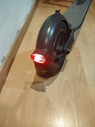 Xiaomi Mi Electric Scooter M365