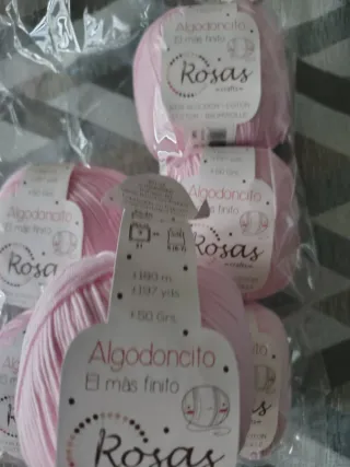 6 gomitoli di cotone rosa di Rosas crafts