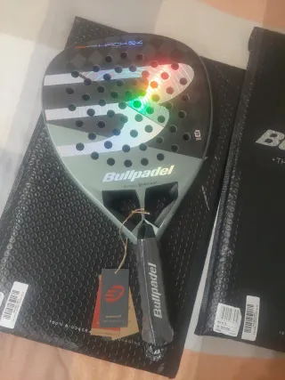 Racchetta Bullpadel HACK 04 paquito navarro 2026