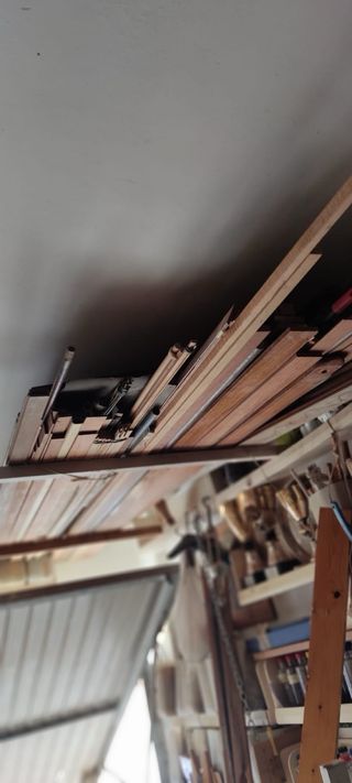 Piezas de madera para jaulas de jilgueros