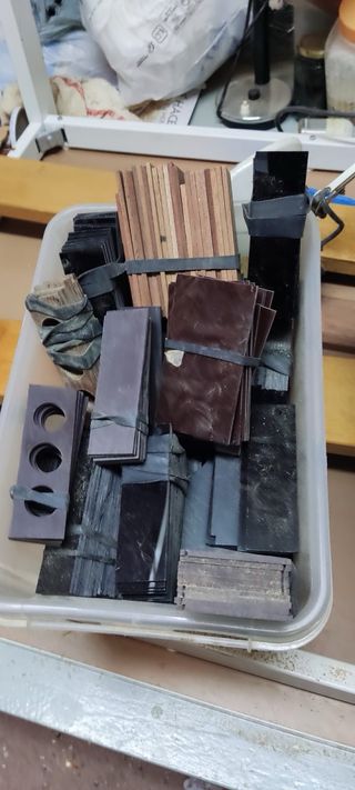 Piezas de madera para jaulas de jilgueros