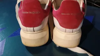 Scarpe Alexander McQueen bianche e rosse
